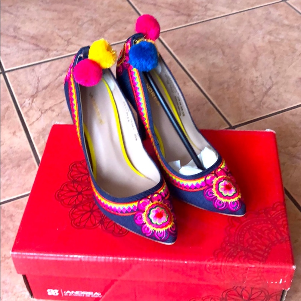 Pump heel